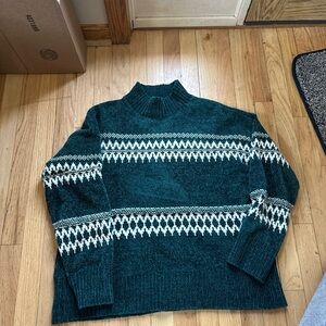 Men's Green Sweater with White Pattern